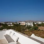 Апартаменты Paros Apartments
