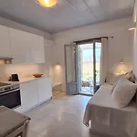 Paros Apartments Апартаменты Парос