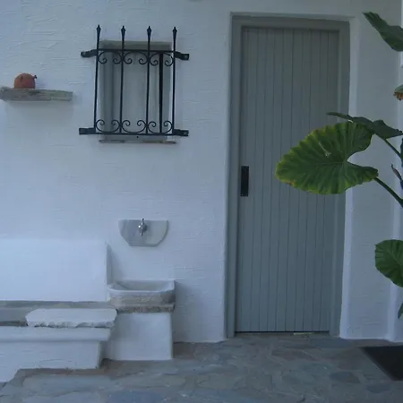 Paros Apartments